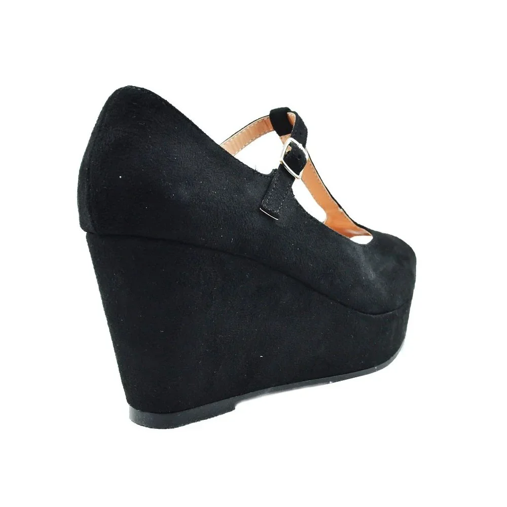 WEDGED HEEL SANDAL WITH T-STRAP
